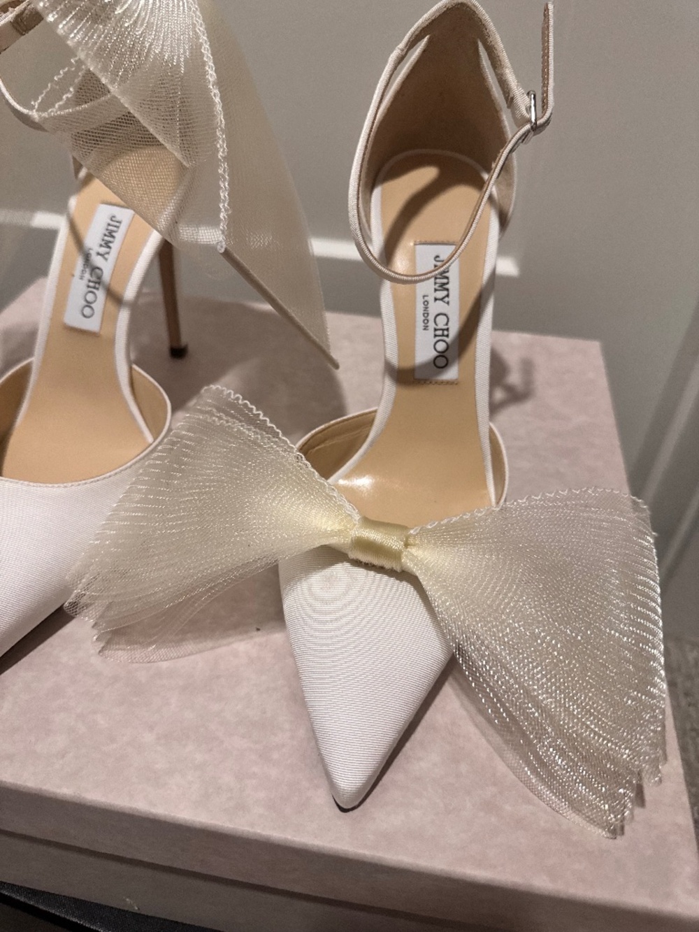 Jimmy Choo Averly 100 Bow Heels